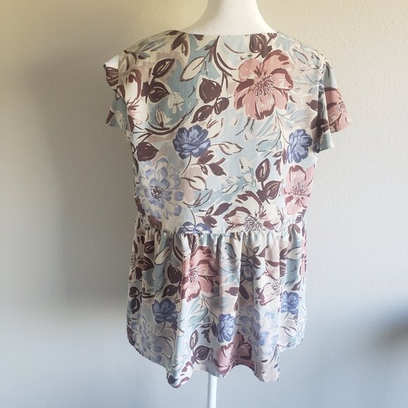Kylie Paige LA Artsy Floral Babydoll Flutter Sleeve Top Blouse Pastel Size L - Picture 6 of 8
